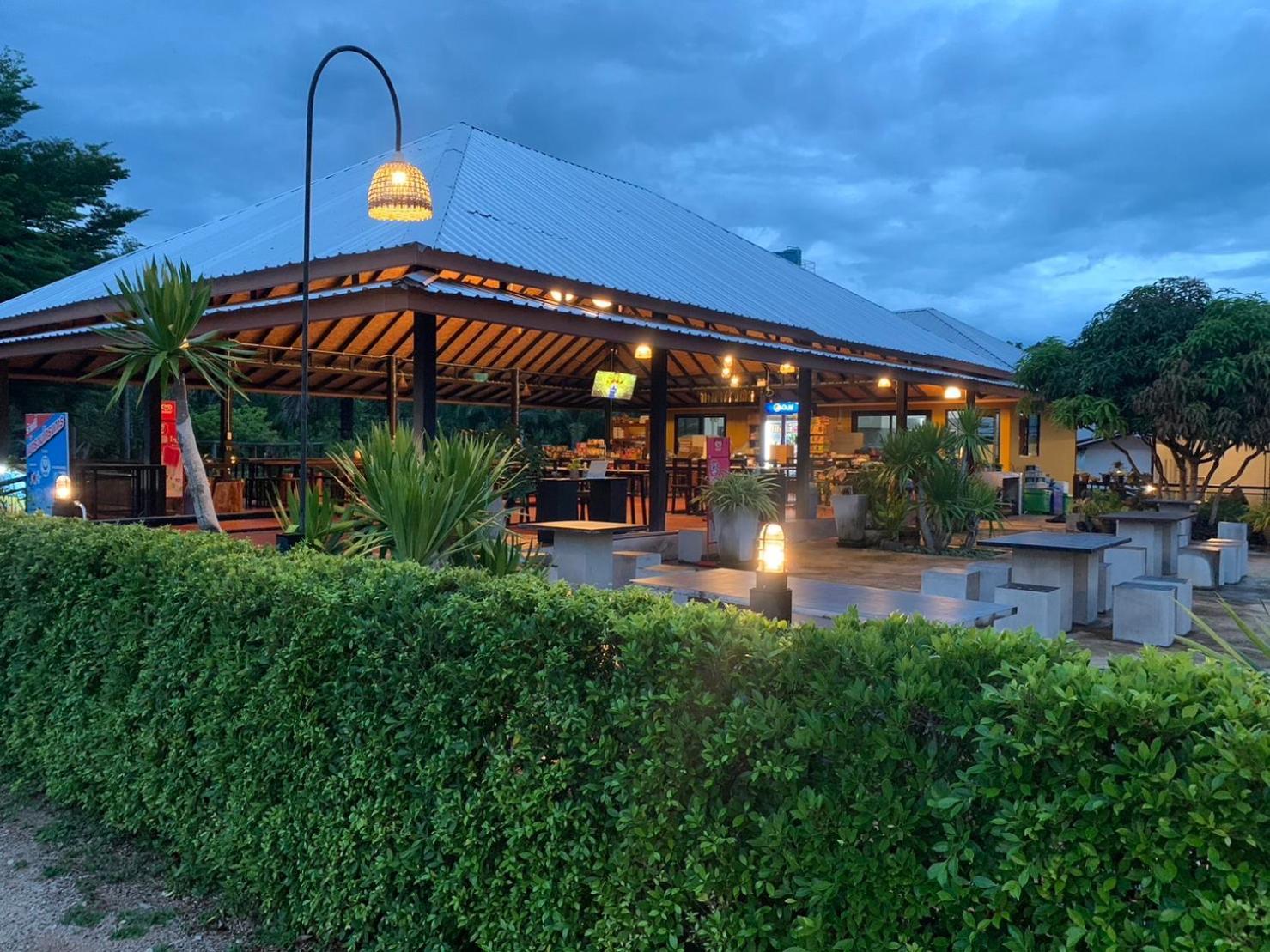 Baan Suan Nam Resort Don Sak Exterior foto